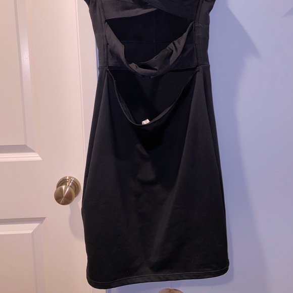 Fabletics little black dress - Picture 2 of 2